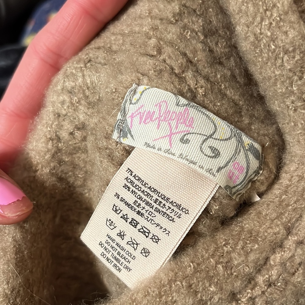 FREE PEOPLE HAT - Picture 4 of 4